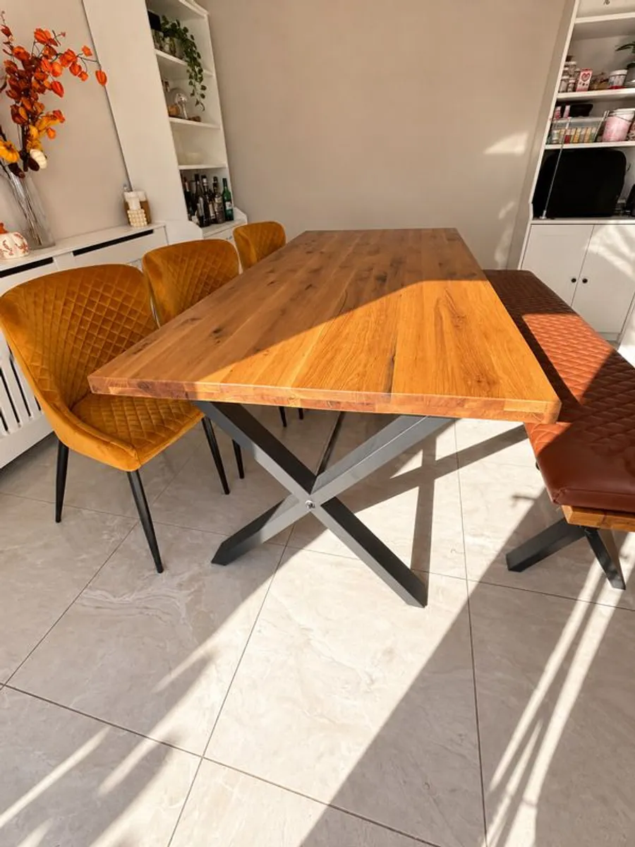 Beautiful EZ Living Dining Set - Image 2