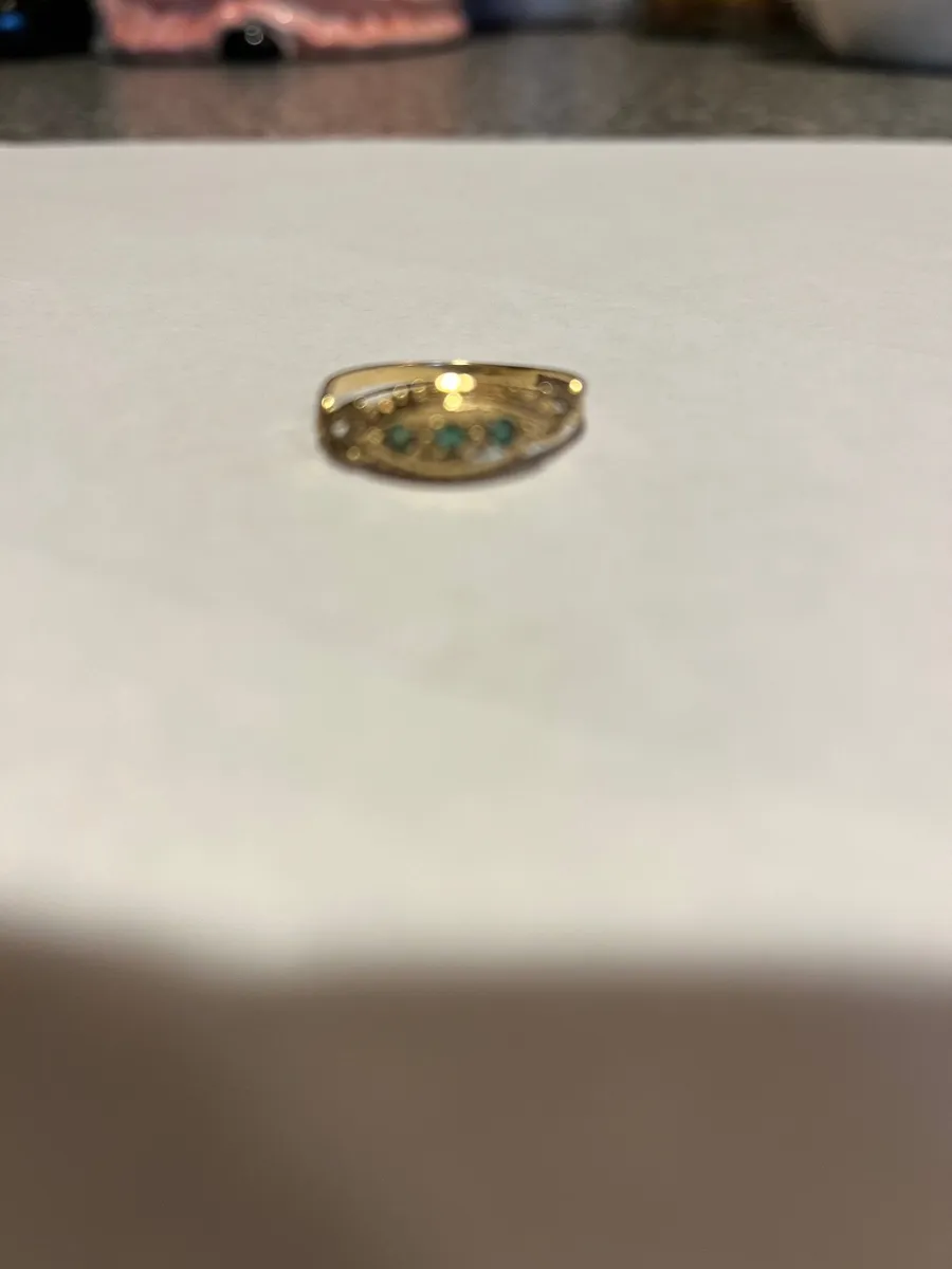 rings 9ct emerald ring fully marked size r
