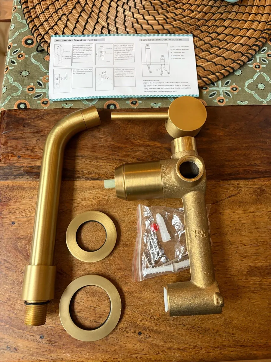 Basin mixer tap - Image 2