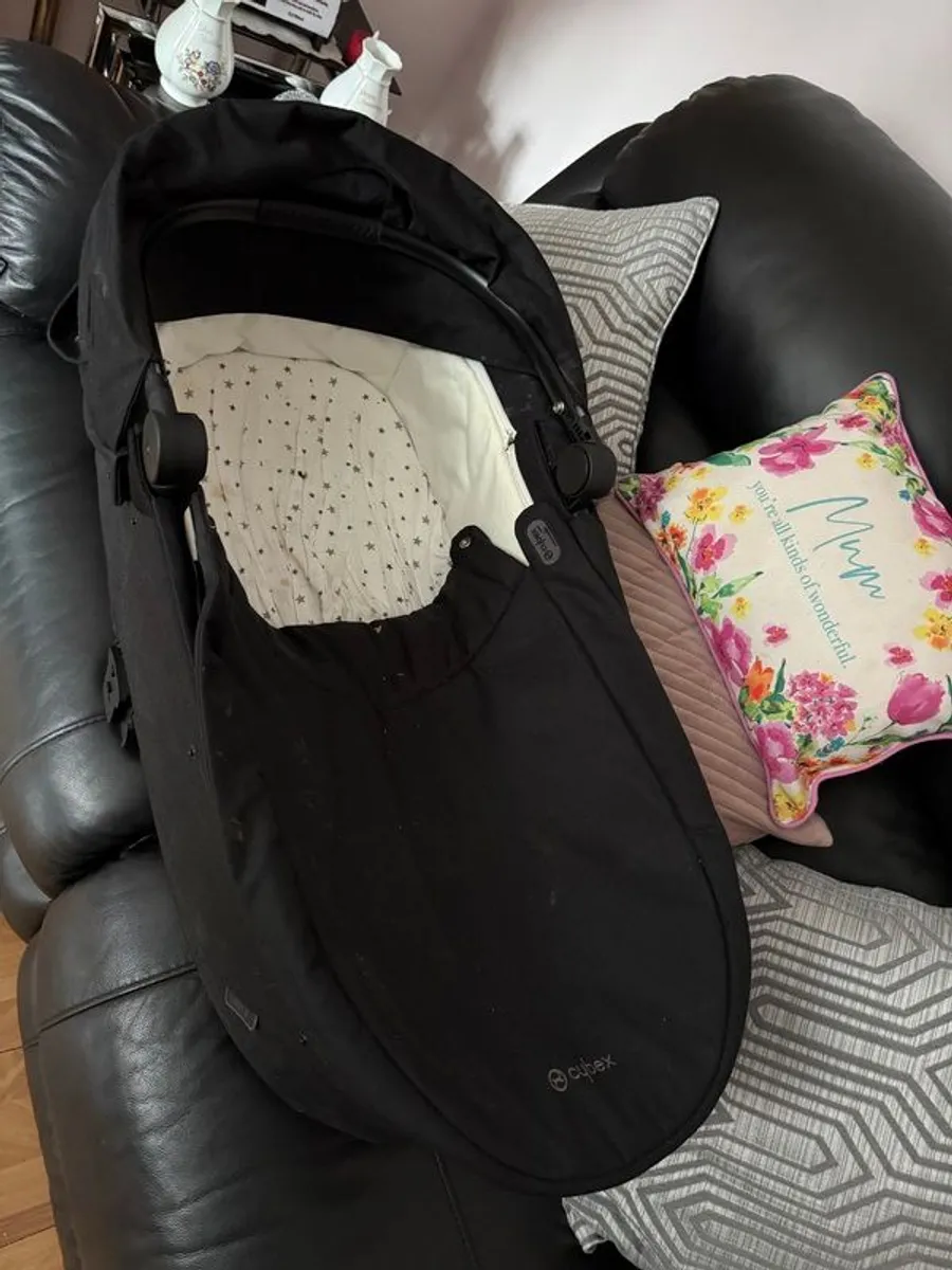 Baby pram & buggy - Image 3