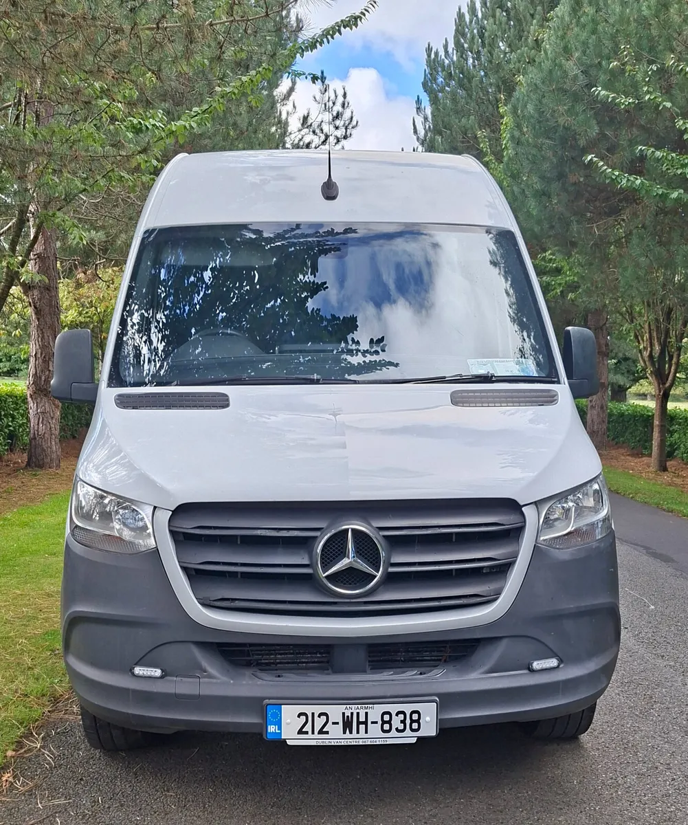 2021 Mercedes Sprinter DOE 8/27 - Image 3
