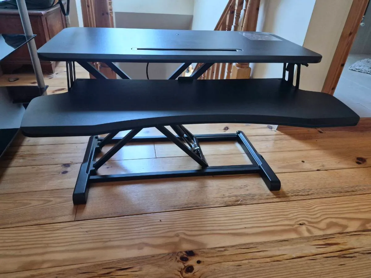 Standing converter for office desk - Image 1