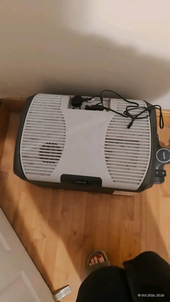 Large cooler box - Image 2