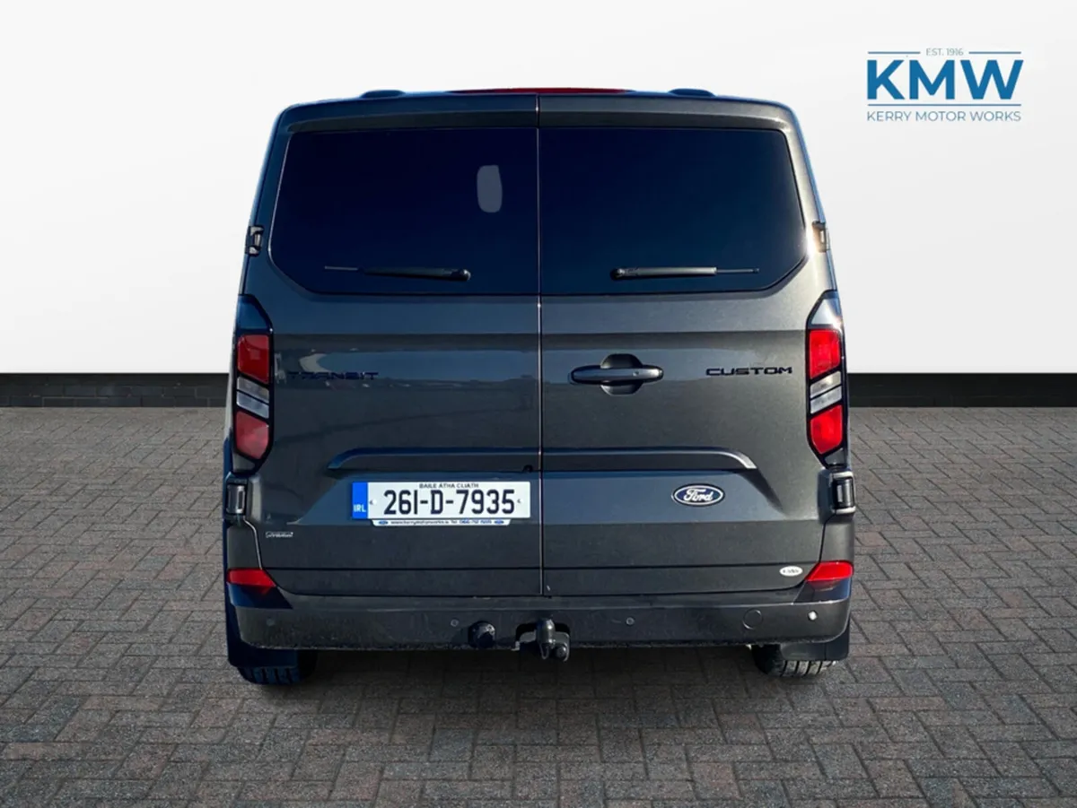 Ford Transit Custom 2.5 LWB Crew-Cab Limited 5-Sea - Image 4