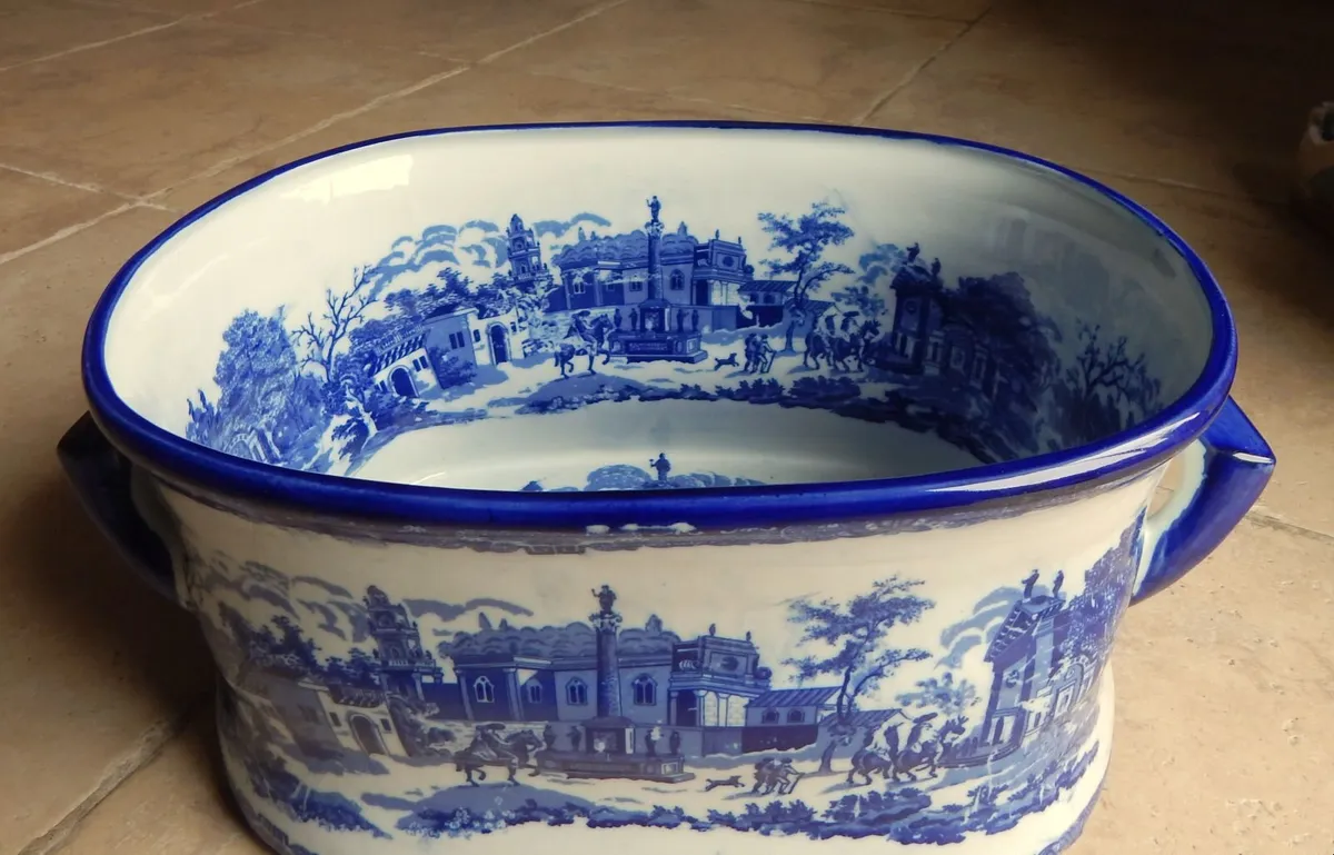 Victoria Ware Ironstone Footbath/Wine Cooler - Image 3