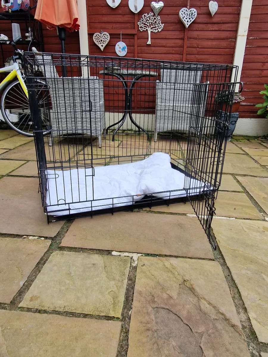 Dog crate for sale - Image 1