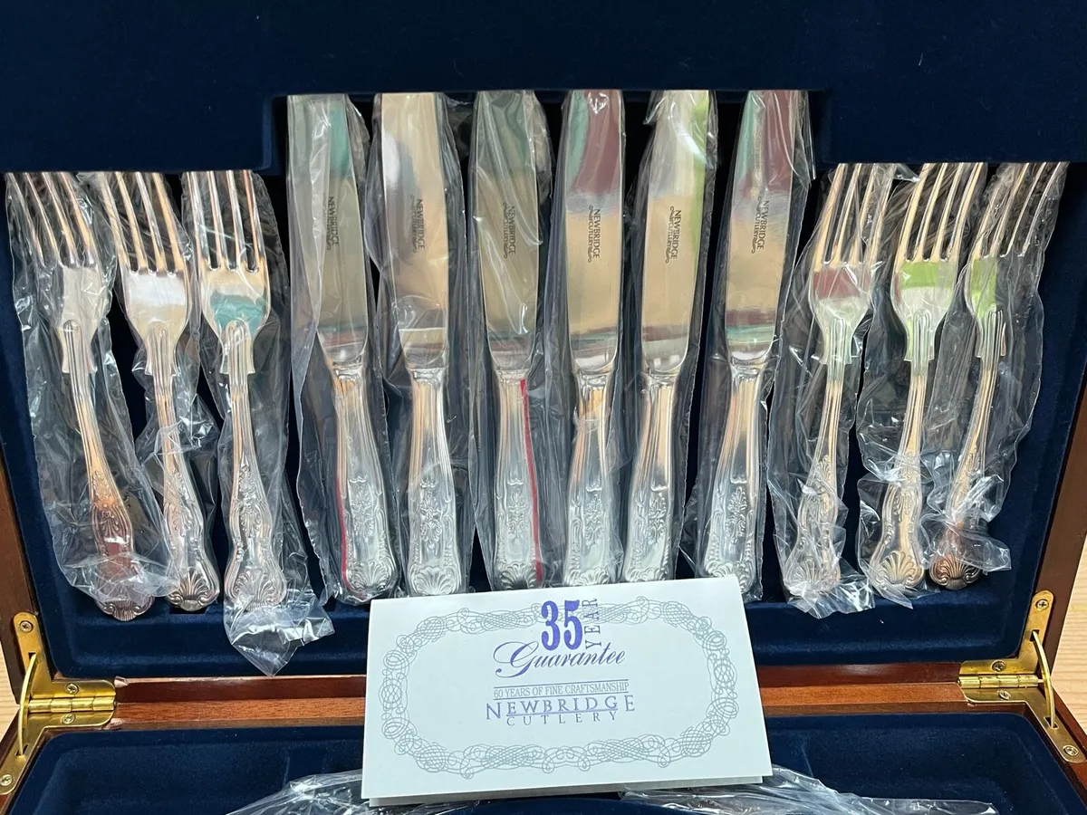 Newbridge Cutlery Set 24 piece 6 place setting - Image 2