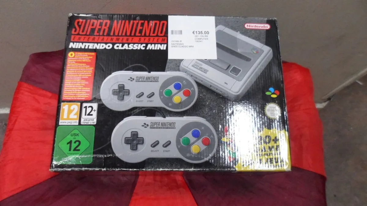 Super NIntendo Classic Mini - Image 1