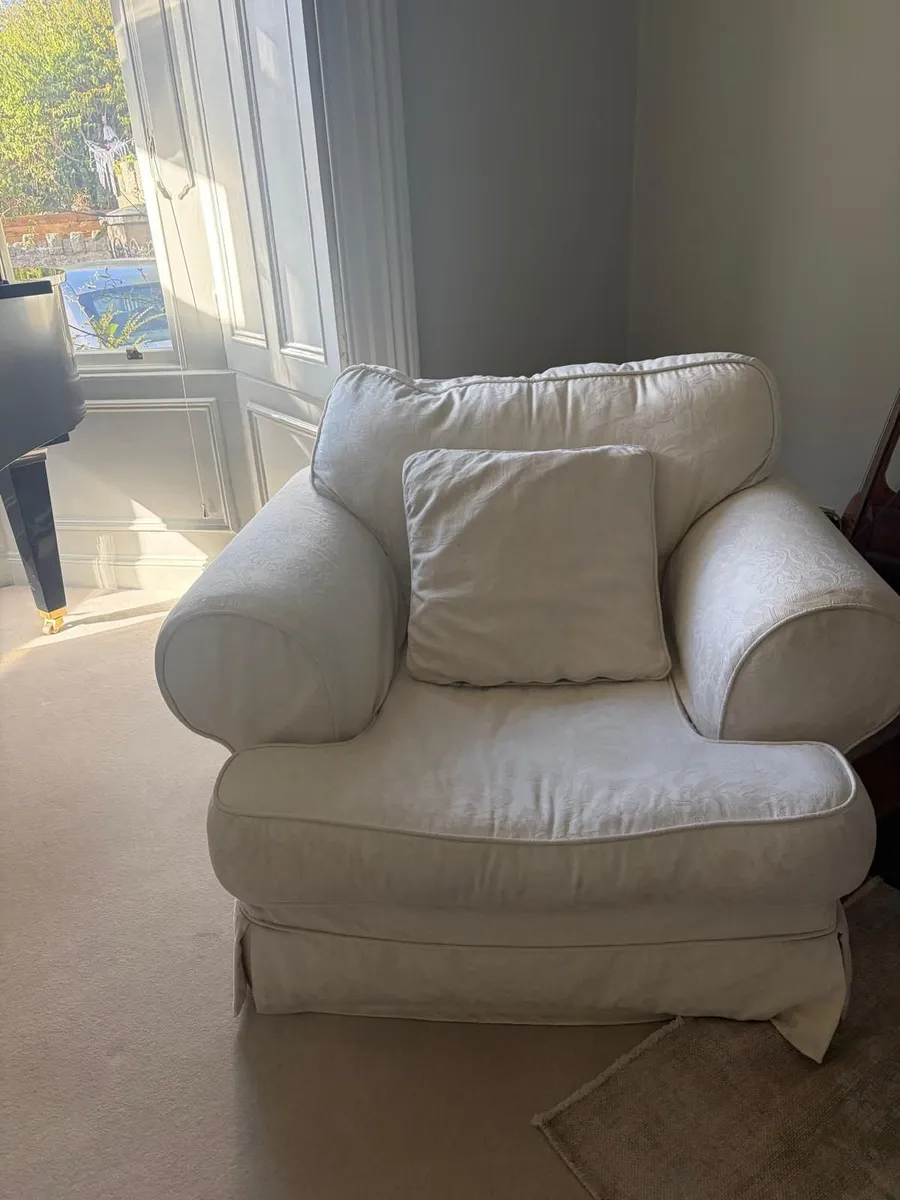 Sofa Suite - Image 3