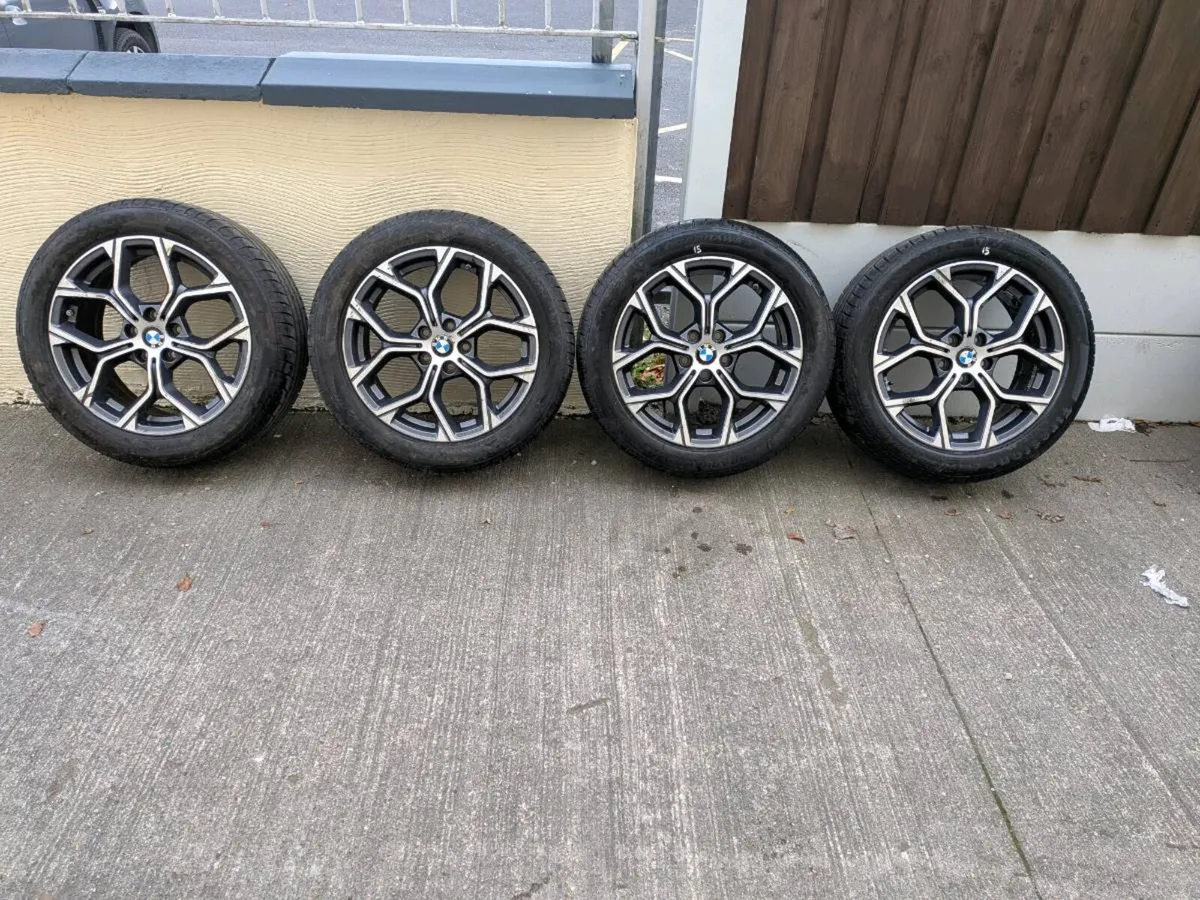 BMW 18” M SPORT ALLOY WHEELS - Image 1