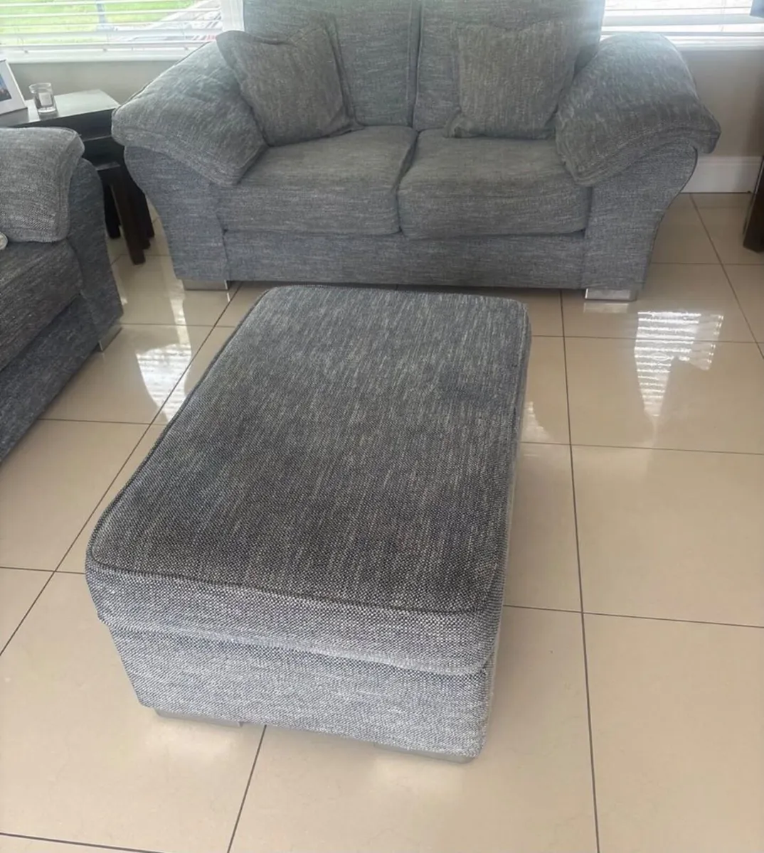Finline Sofa - 3+2 Seater - Image 3