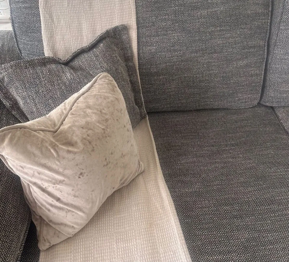 Finline Sofa - 3+2 Seater - Image 4