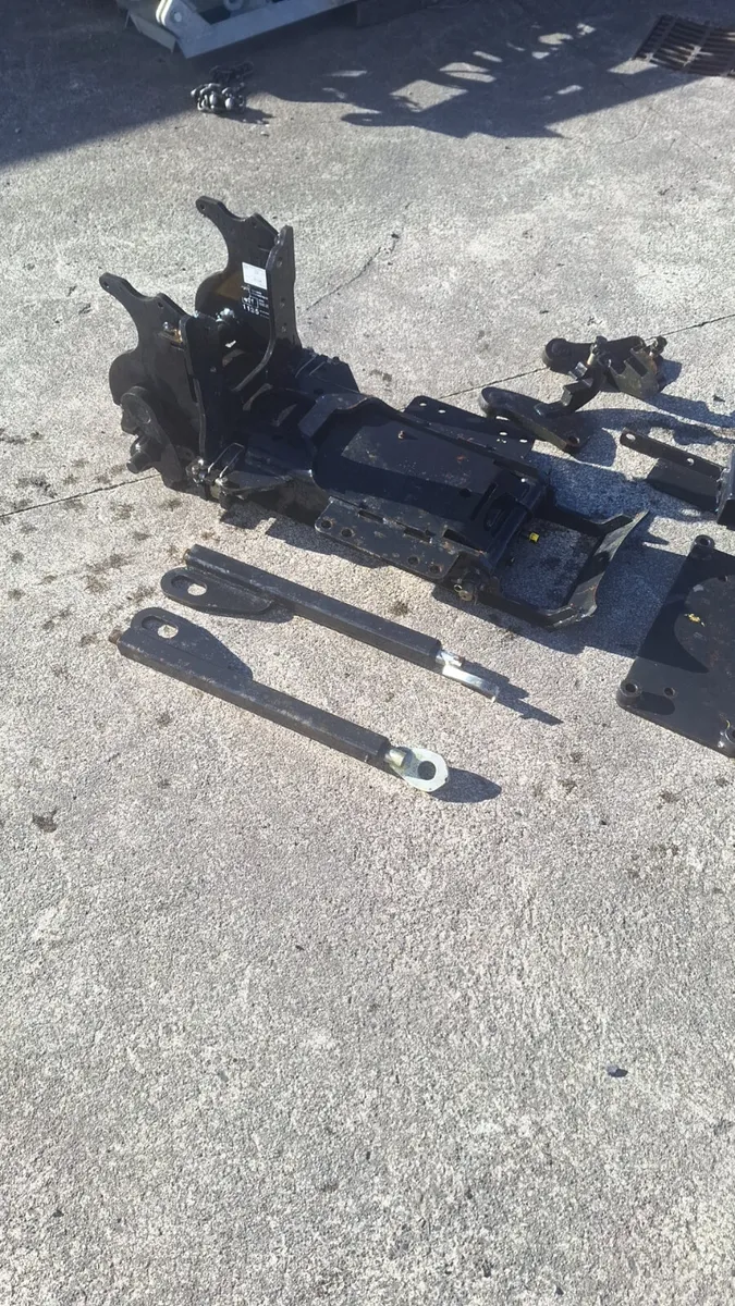 Dromone Hydraulic Pickup Hitch For Same Silver 130 - Image 4