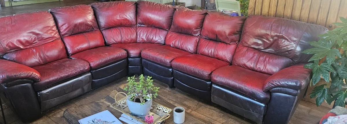 Leather corner sofa - Image 1