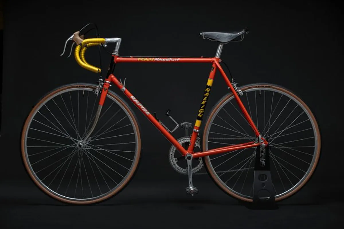 Vintage Bicycle - Image 2