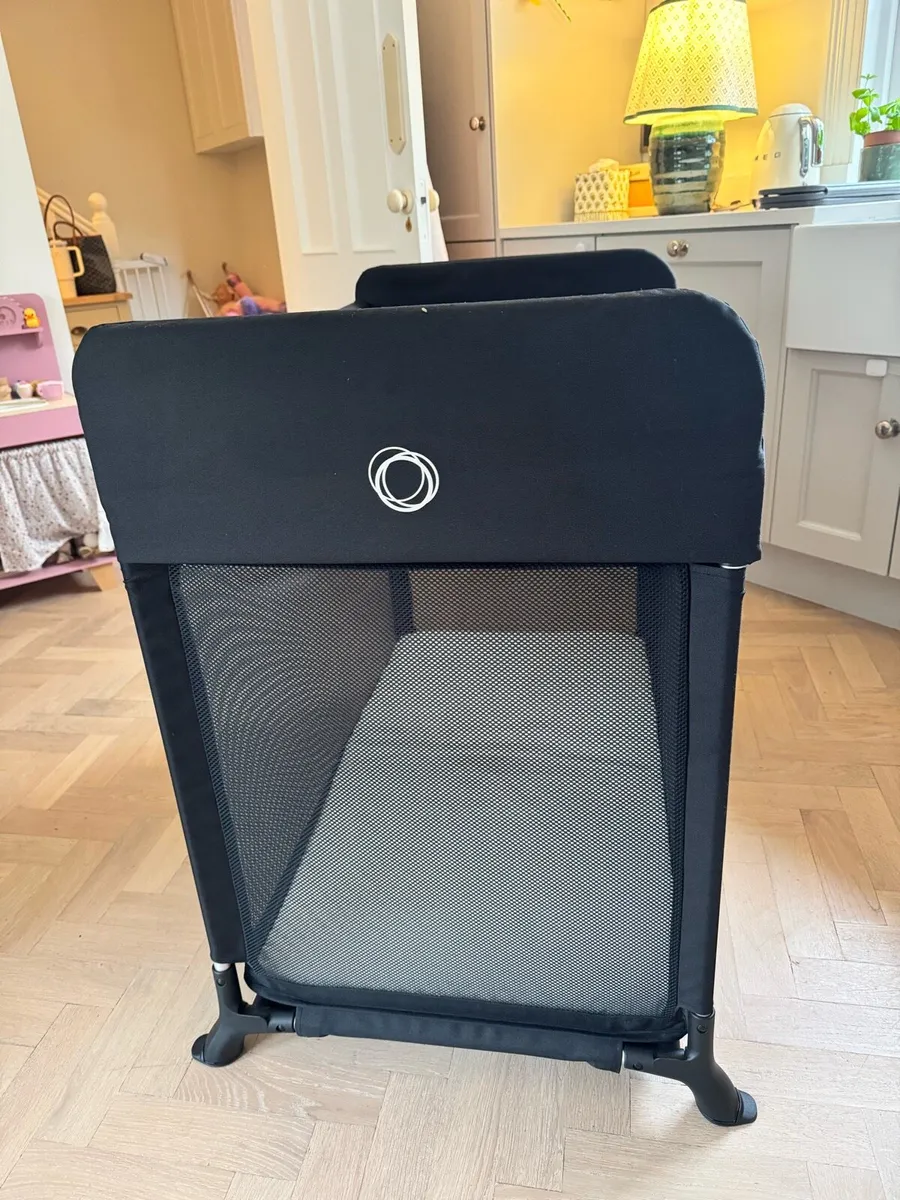 Bugaboo Travel Cot - Image 4