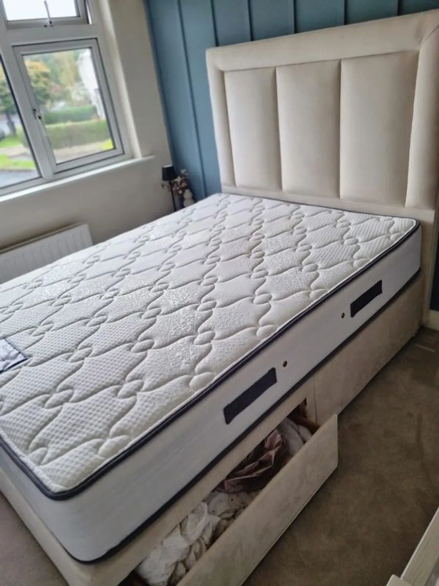 Respa double bed, mattress and headboard - Image 3