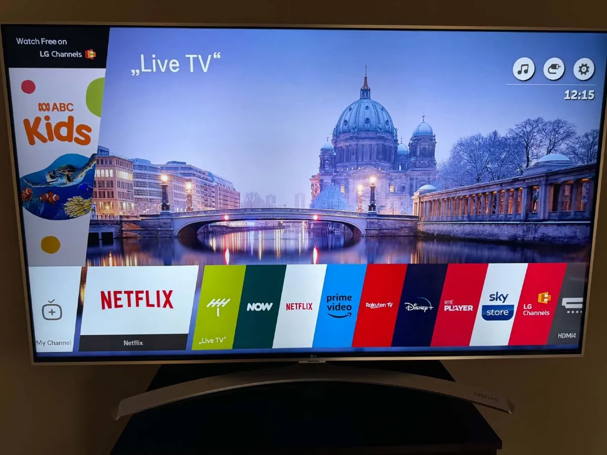 LG TV - Image 1