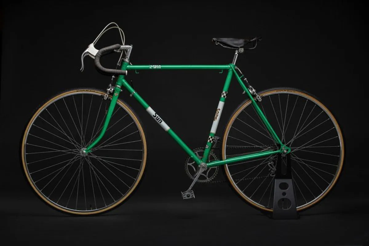 Vintage Bicycle - Image 2