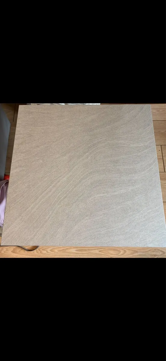 Coffee table - Image 1