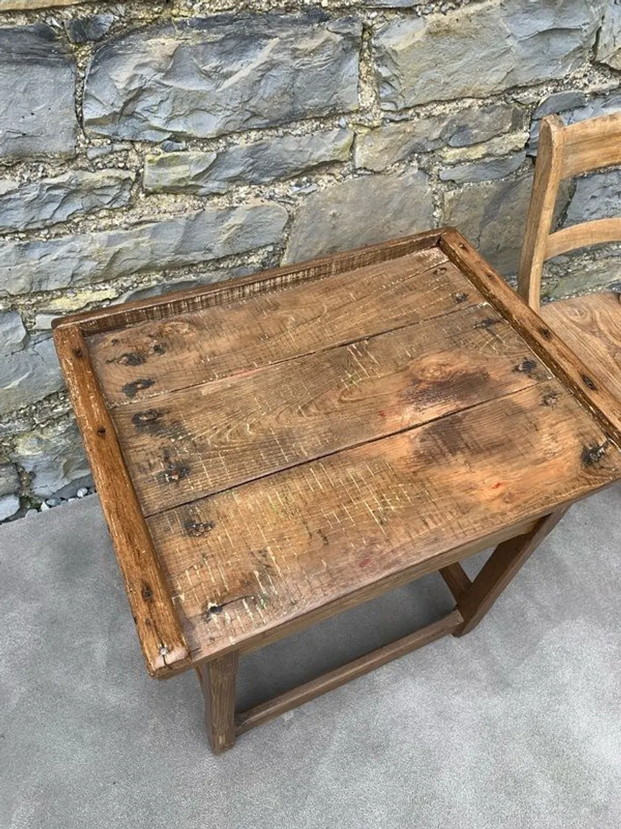 Solid oak French Provincial Farmhouse Side Table. - Image 3