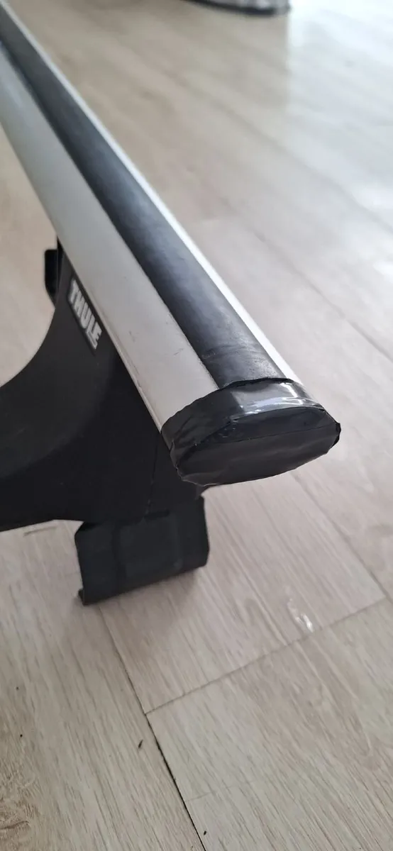 Genuine Thule AeroBar Roof Rack + 777 Adapter - Image 2