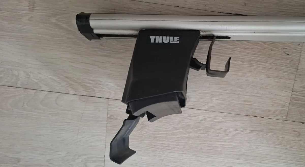 Genuine Thule AeroBar Roof Rack + 777 Adapter - Image 4