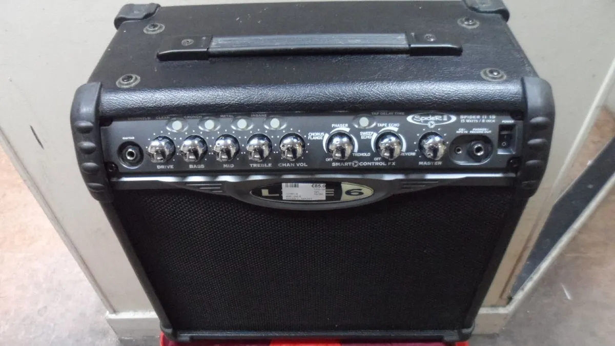 Line 6 Spider II 15 Watts Amp - Image 3
