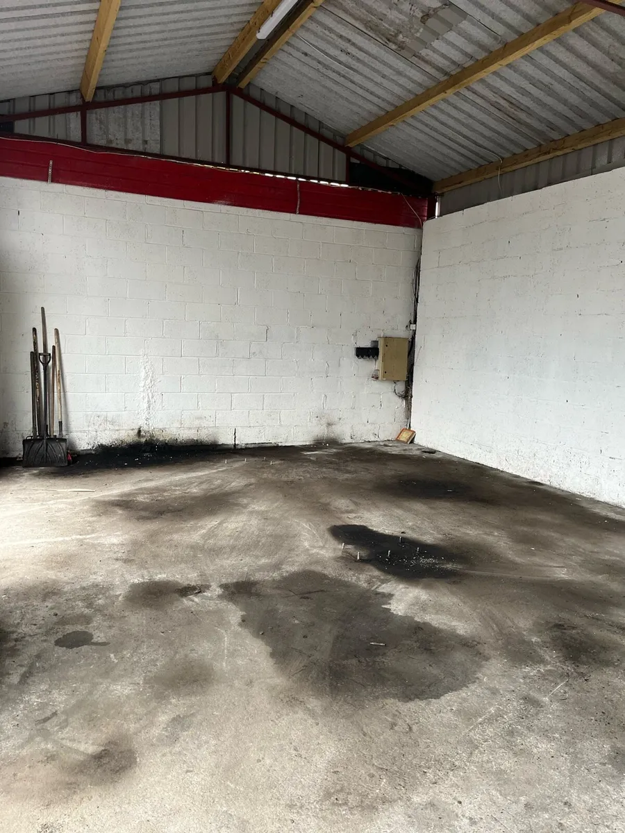 Shed to  let - Image 2