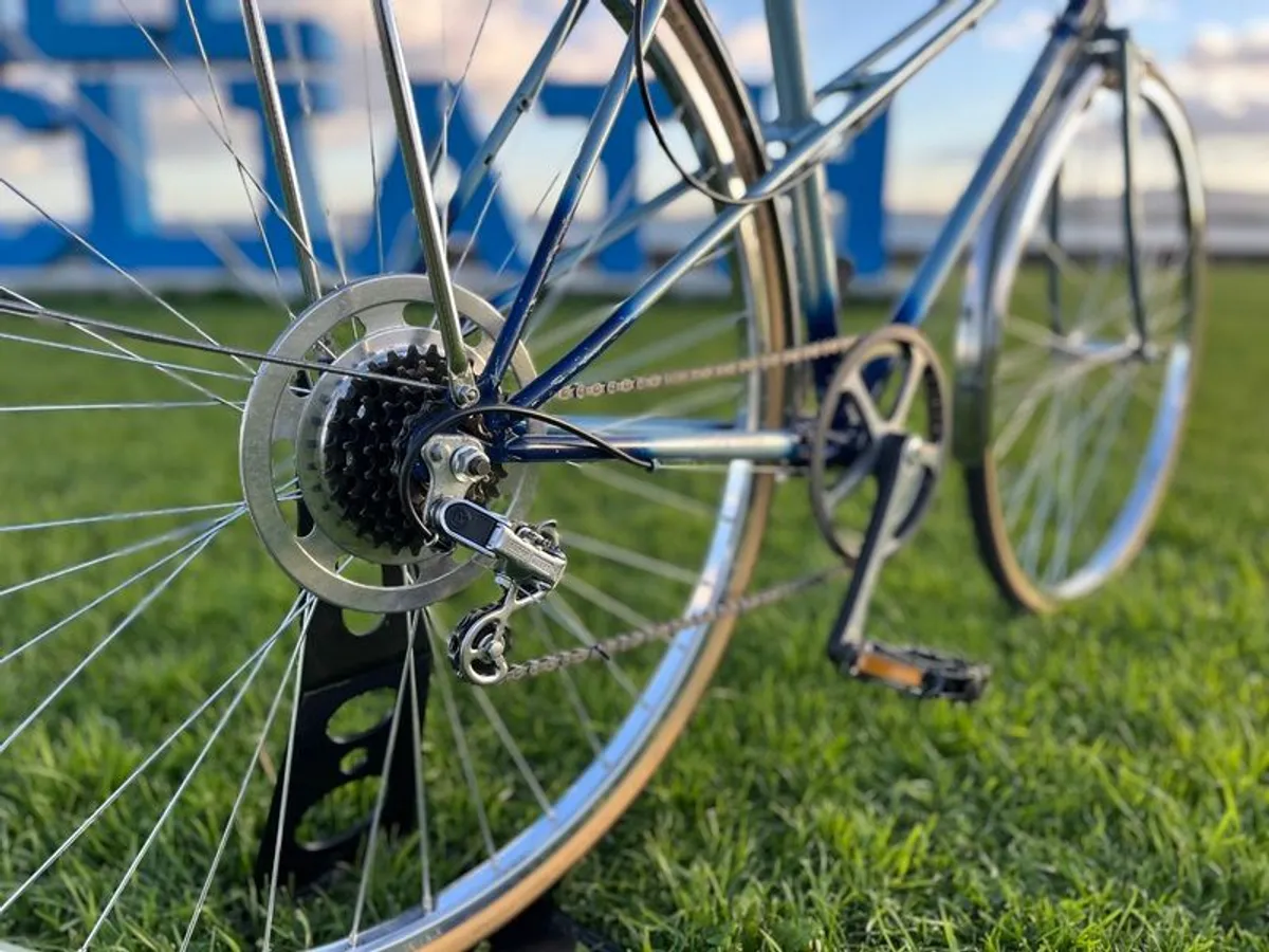 Vintage Bicycle - Image 3