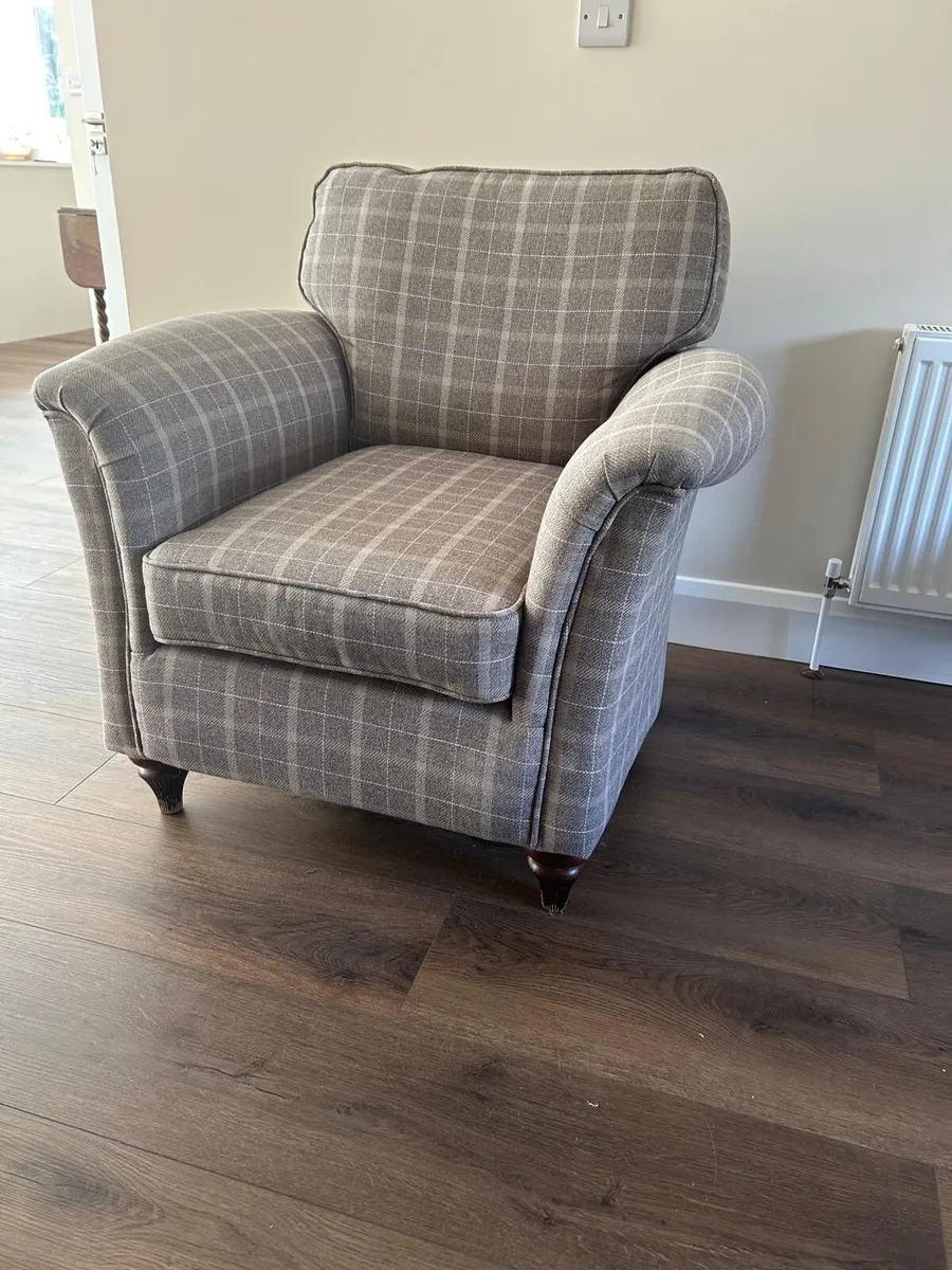 Arm chair - Image 2