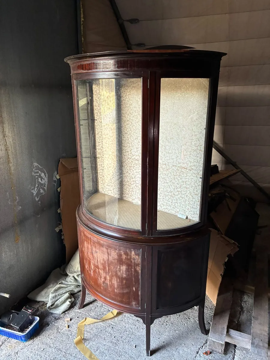 Display Cabinet - Image 2
