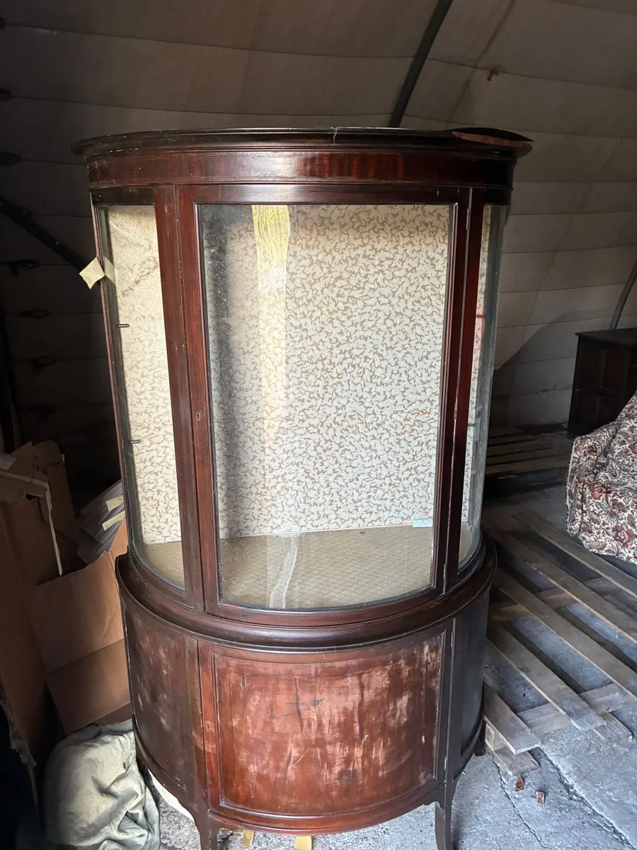 Display Cabinet - Image 3