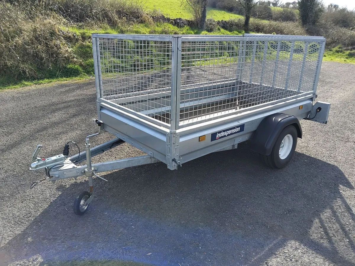 Trailers - Image 4