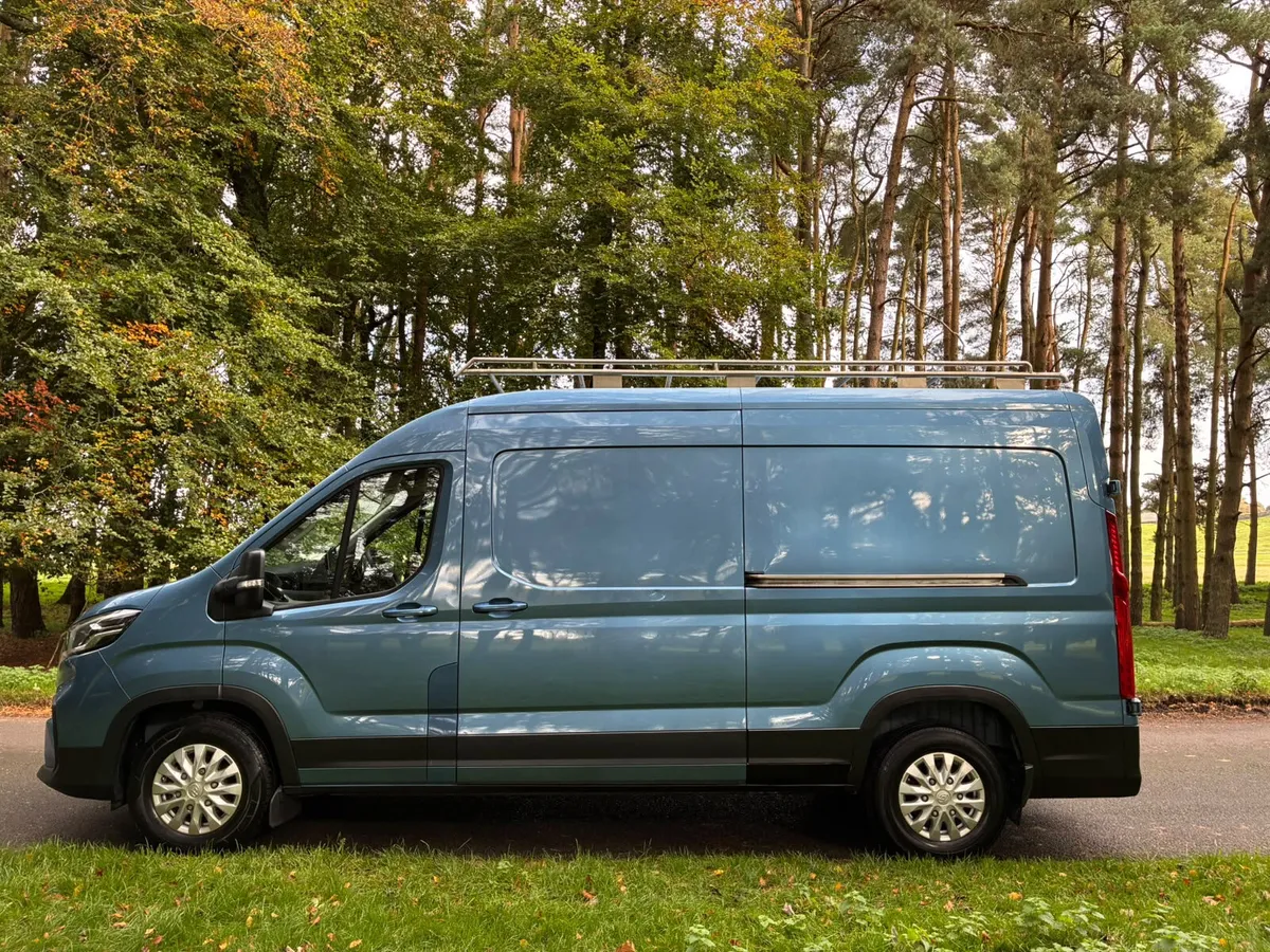 Maxus DELIVER 9 2022 Due In - Image 4