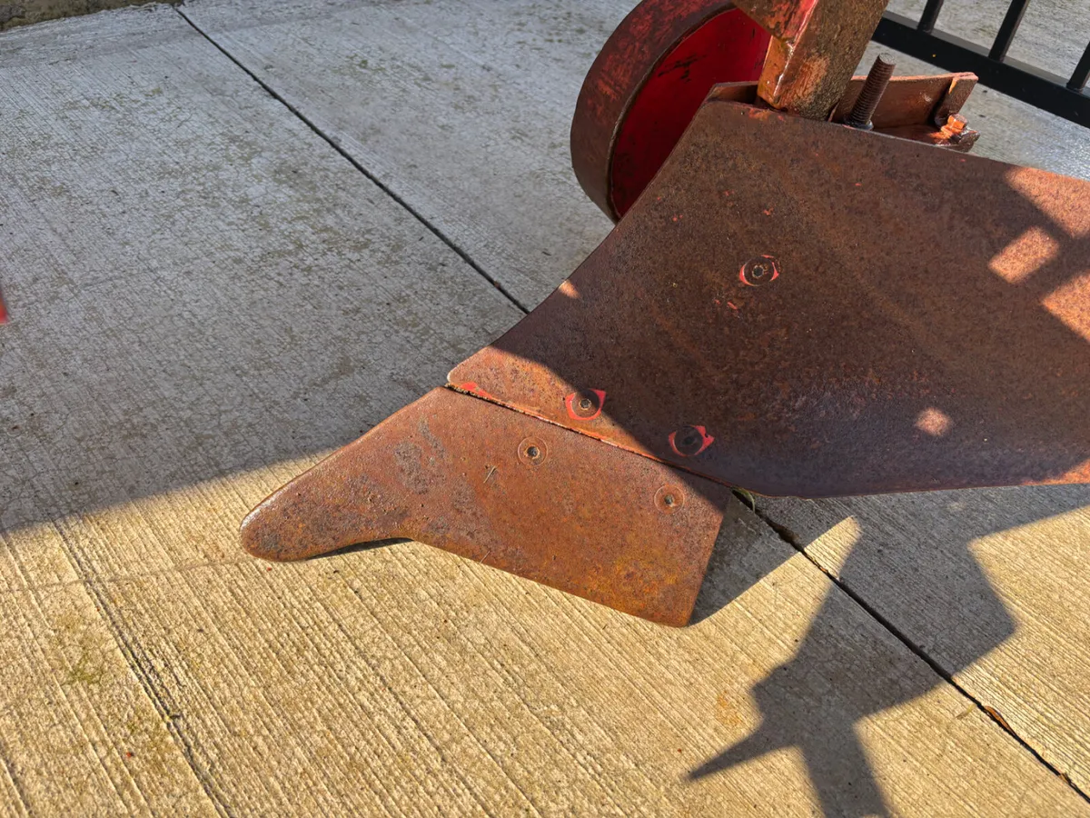 Compact tractor plough - Image 4