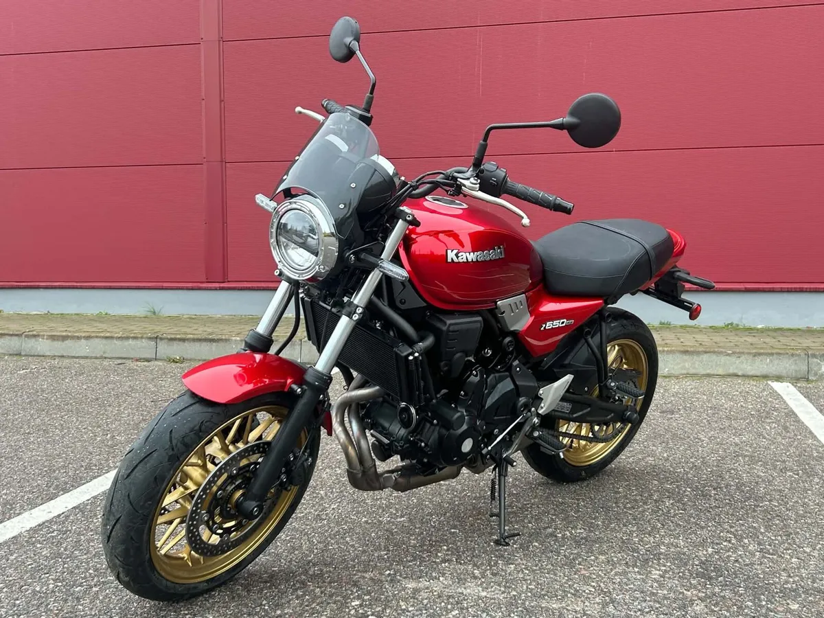 Kawasaki - Image 1