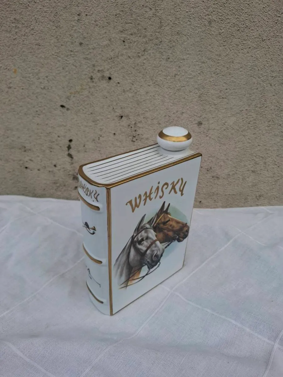 Whiskey carafe possible to post - Image 1