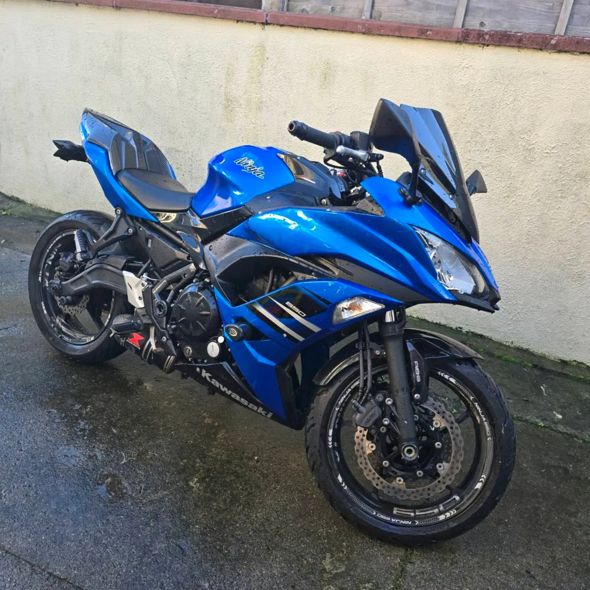 Kawasaki Ninja 650 - Image 1