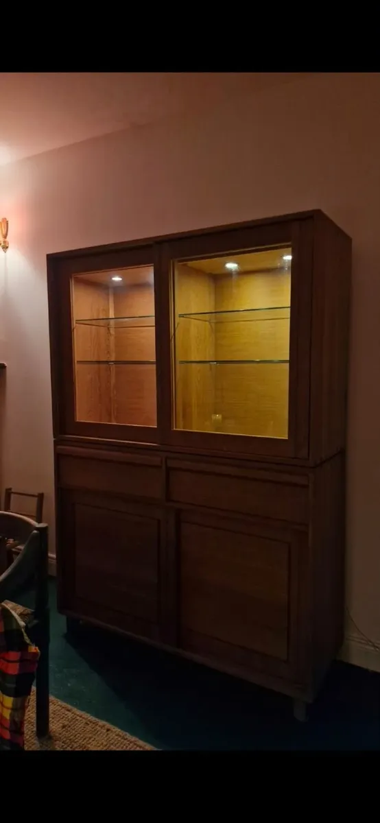 Ercol Display Cabinet - Image 1