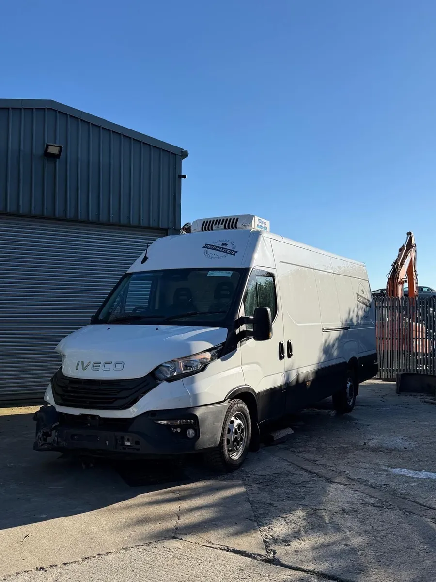 2025 iveco fridge van - Image 1