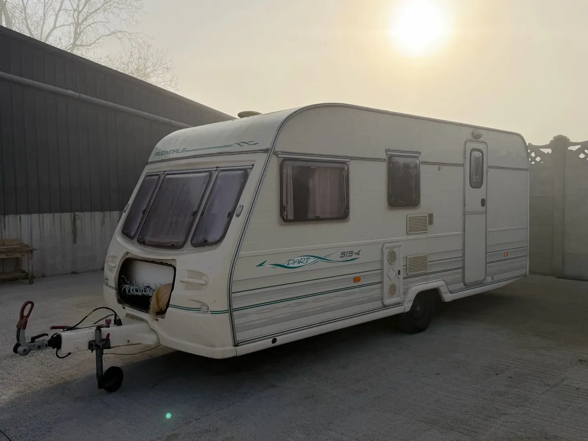 AVONDALE 4 berth caravan - Image 1