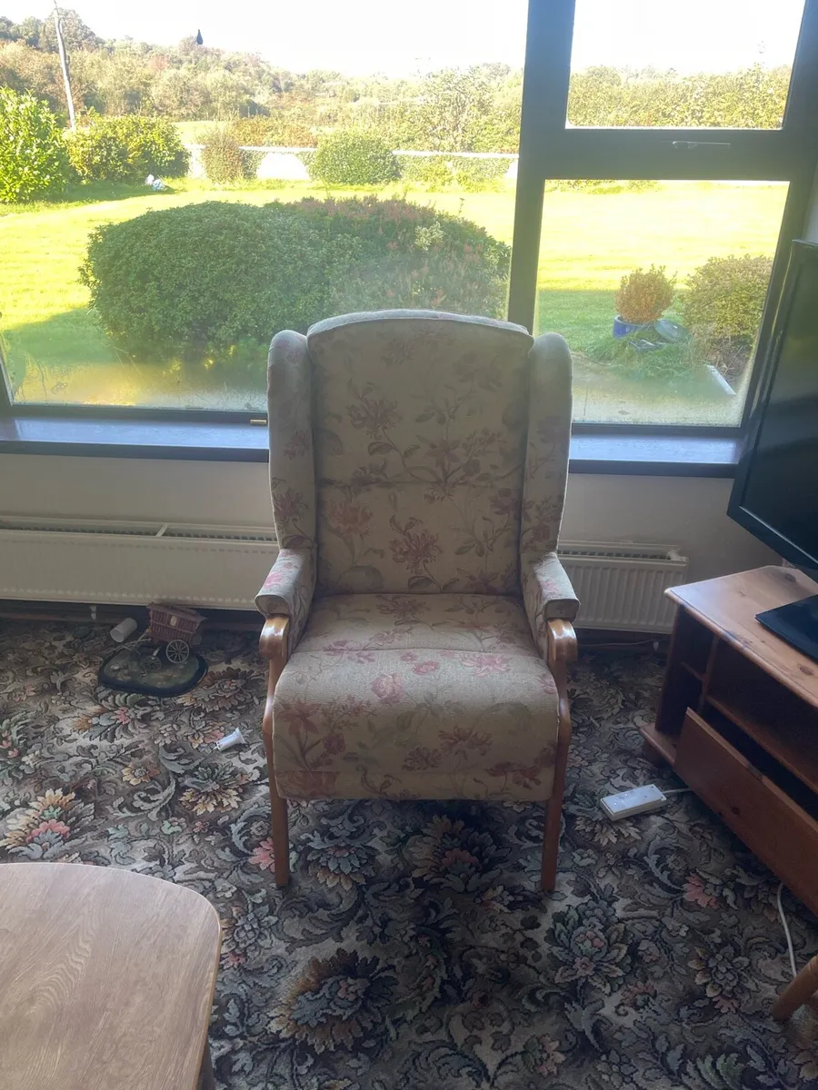 Couch and 2 armchair set - Image 2