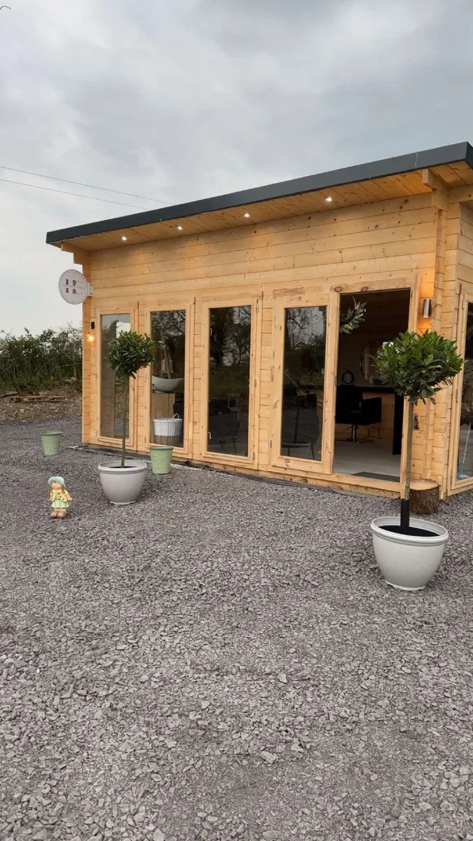 Garden Cabin 5.5m x 4.5m - Image 1