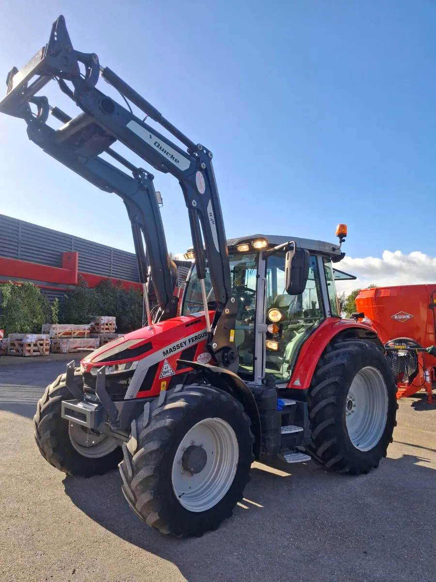 Massey Ferguson 5S.135 - Image 1
