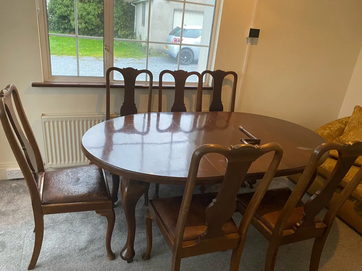 Oak Table - Image 2