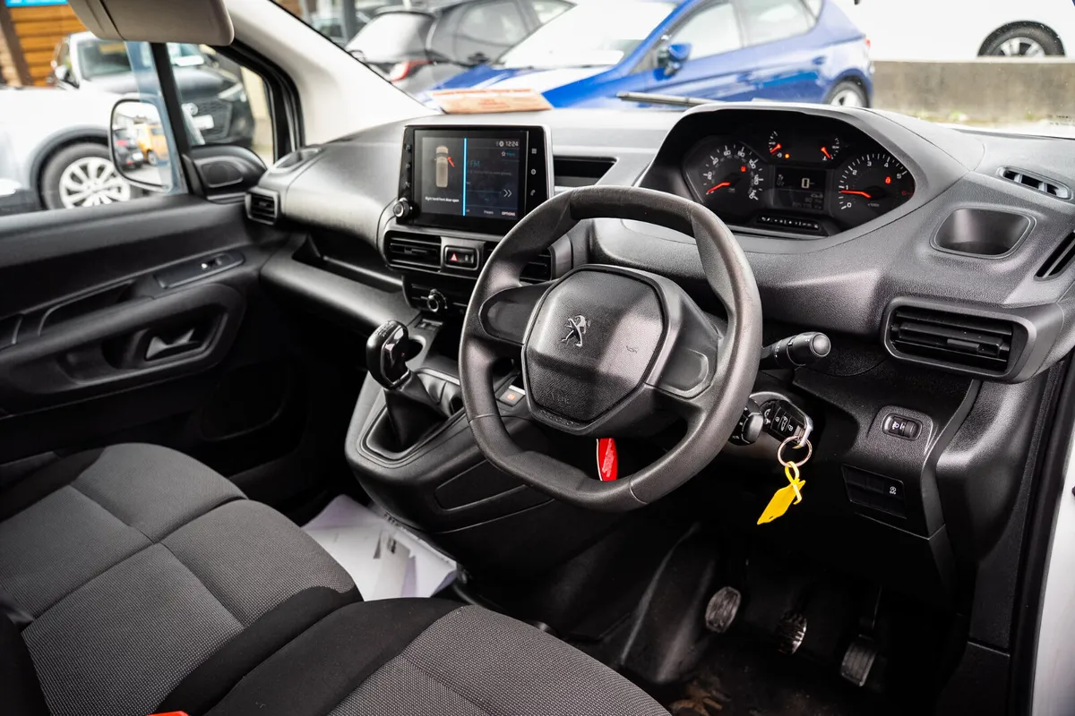 2019 Peugeot Partner 1.6 BlueHDi Pro - Image 4
