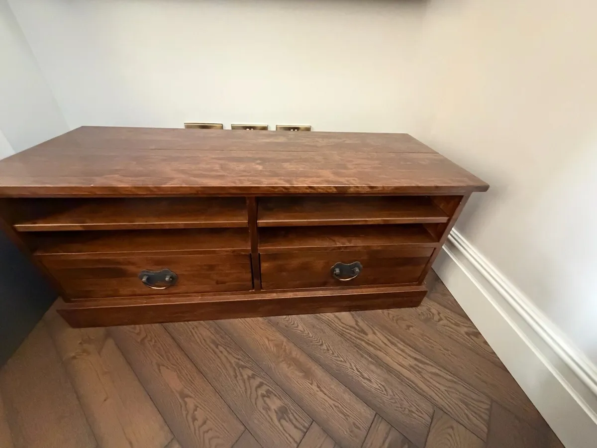 TV Media Unit - Image 1