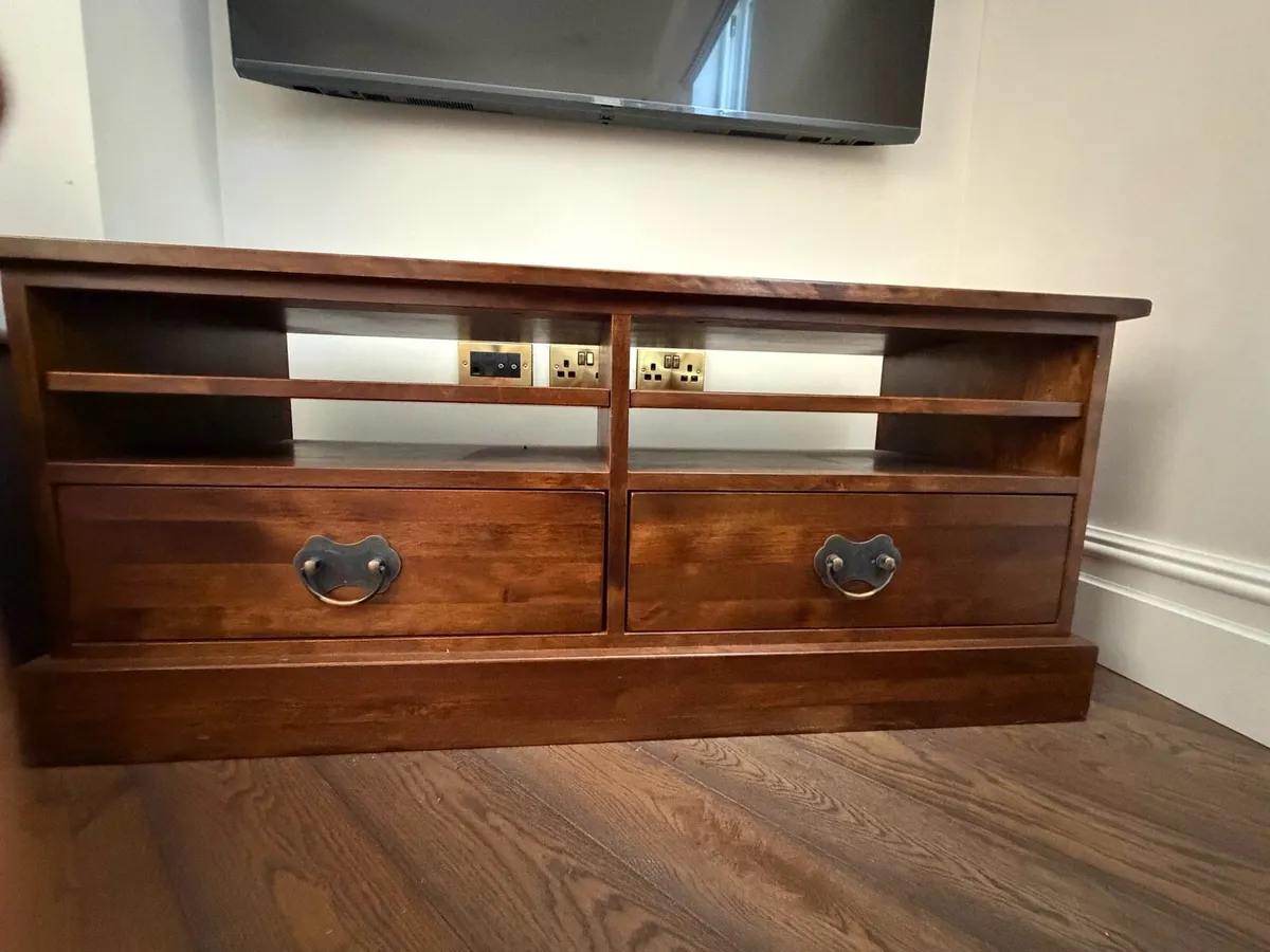 TV Media Unit - Image 2