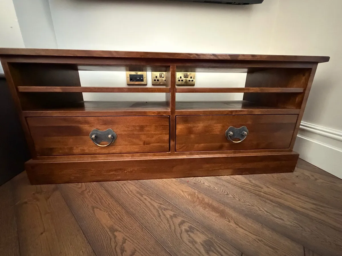 TV Media Unit - Image 3